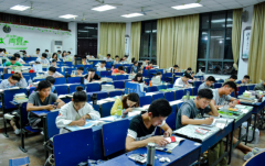 构建职业教育升学立交桥夯实产业集群高质量开展的技能人才之基