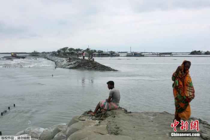 气旋风暴“安攀”袭印度和孟加拉国 已致95人死亡